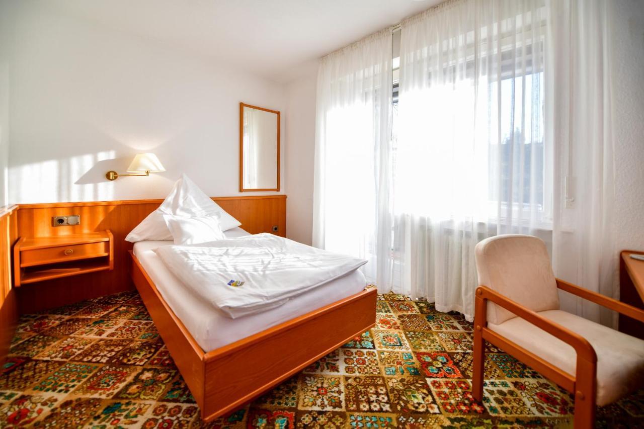 Hotel Zur Post Balve Exteriör bild