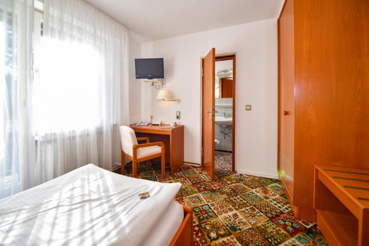 Hotel Zur Post Balve Exteriör bild
