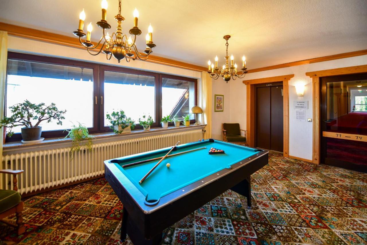 Hotel Zur Post Balve Exteriör bild