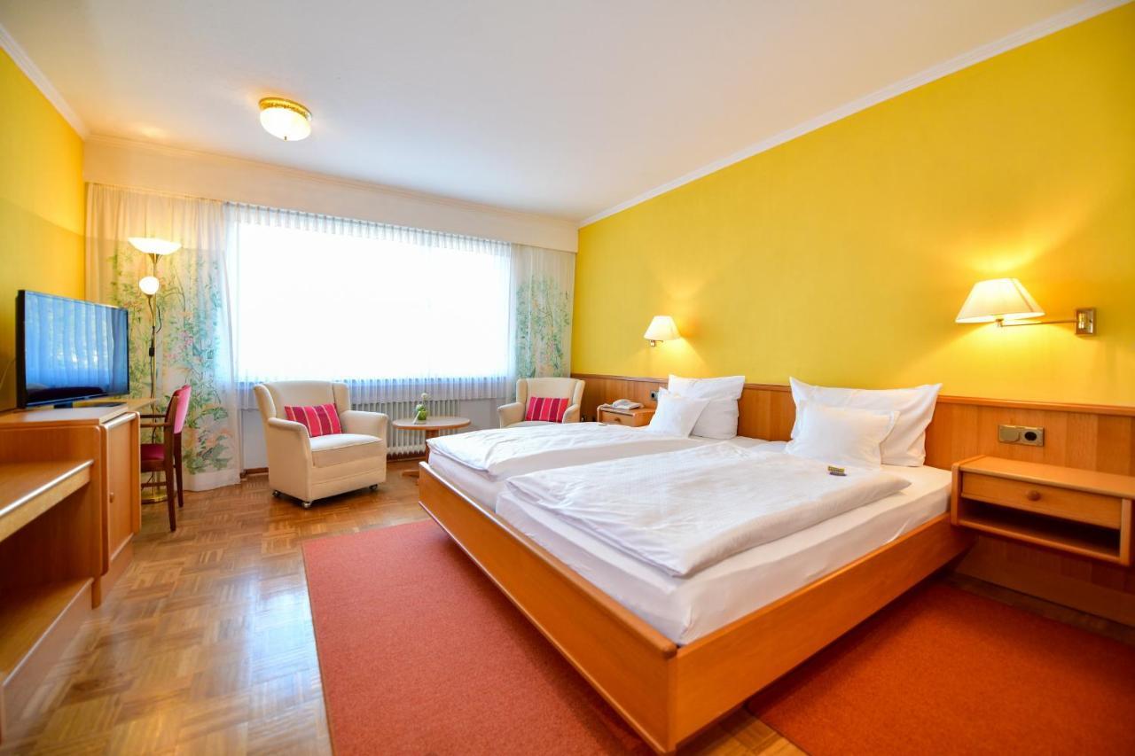 Hotel Zur Post Balve Exteriör bild